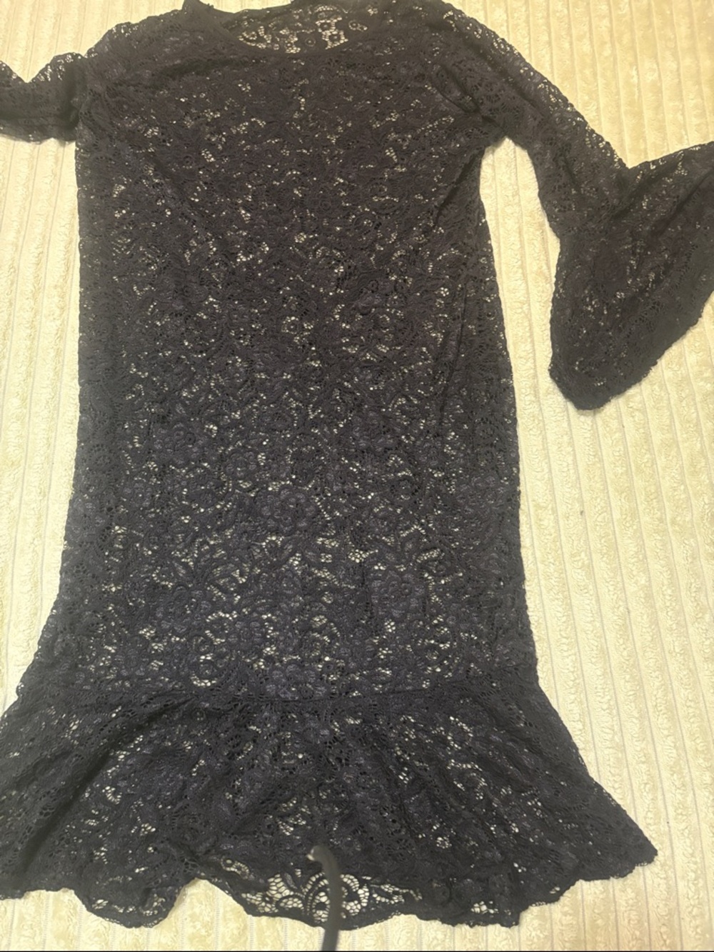 Black Lace Ruffle-Hem and Flared  Sleeves Dress